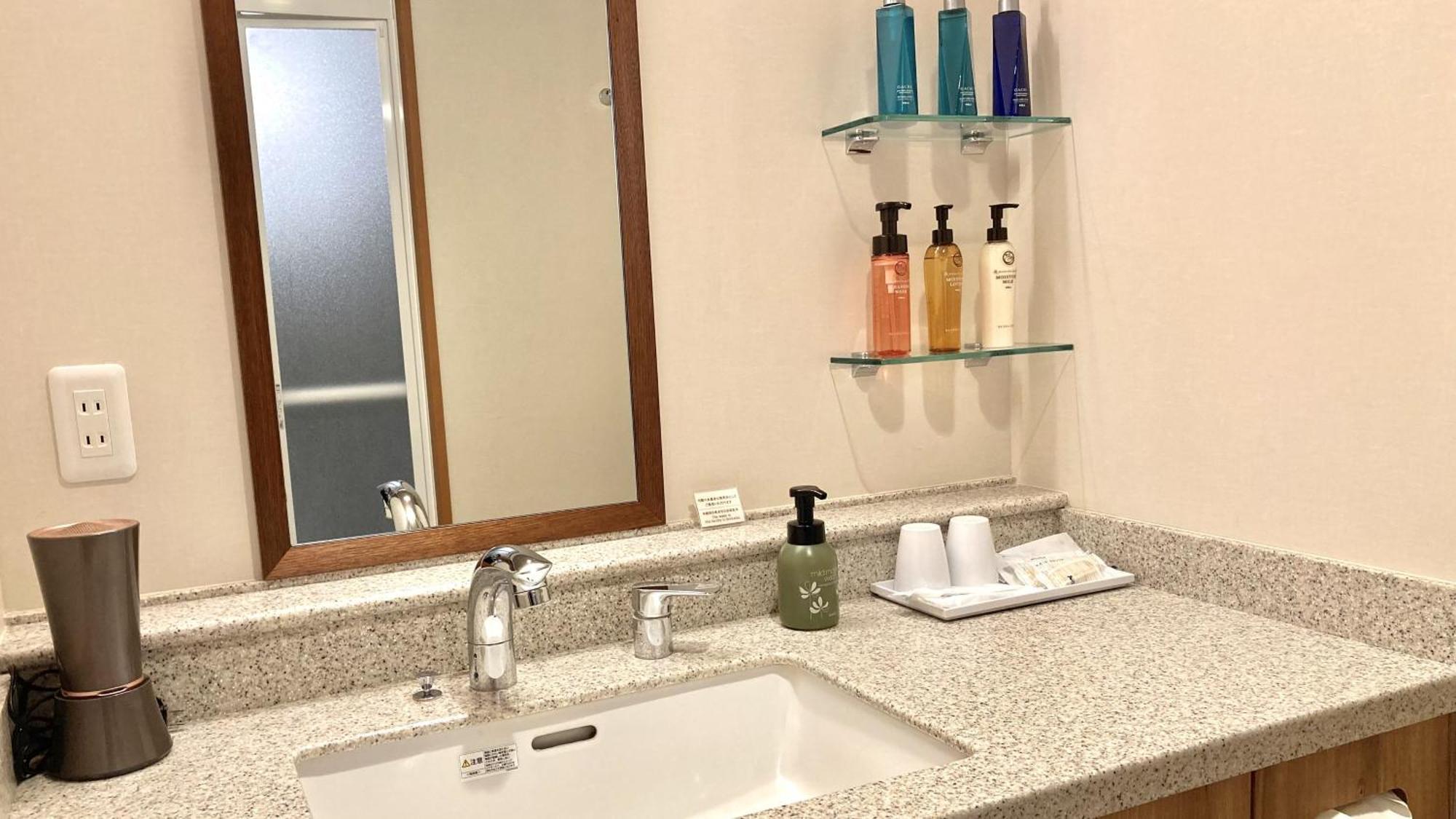 Kintarou Onsen Hotel Uozu Luaran gambar